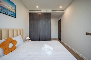 The Lumiere Luxury Citypoint ANGIA