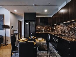 The Lumiere Luxury Citypoint ANGIA