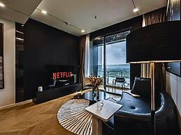 The Lumiere Luxury Citypoint ANGIA