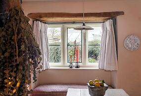 Charming 2BD in the Heart of Kingham