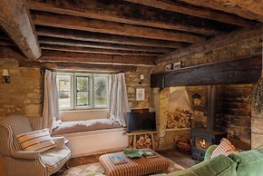 Charming 2BD in the Heart of Kingham
