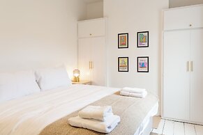 Bright & Airy 2BD - 10min walk to Centre