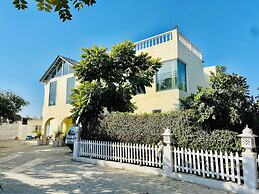 Spring Gardens And Farmstay