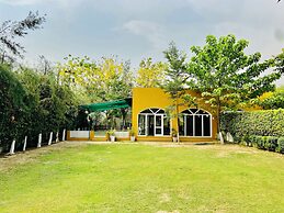 Spring Gardens And Farmstay