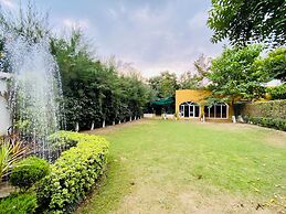 Spring Gardens And Farmstay