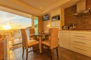 2BR Ocean View 1km To Beach Patong c129