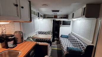 Camper Apt DE Sleeps 3
