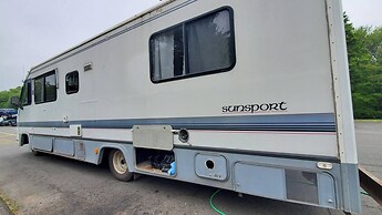 Camper Apt DE Sleeps 3