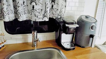 Camper Apt DE Sleeps 3