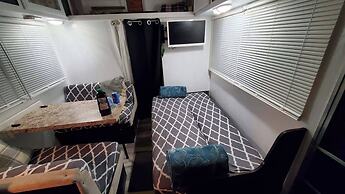 Camper Apt DE Sleeps 3