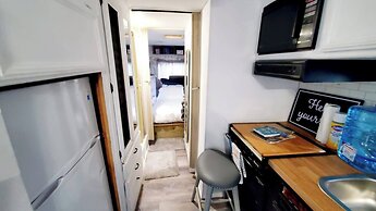 Camper Apt DE Sleeps 3