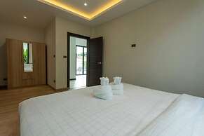 Brand New Luxury Villa Pool Rawai v105