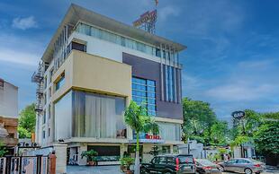 Hotel Aditya Park Regent