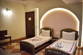 Hotel Maple Ridge
