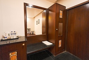 Hotel Maple Ridge