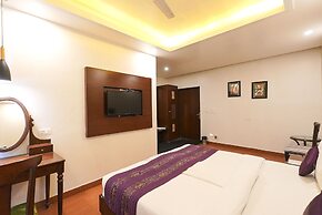 Hotel Maple Ridge
