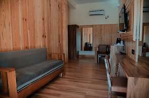 Goroomgo Anant Vilas Resort Bhimtal