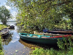 Tranquil Carney Commons Cottage - Sleeps 10