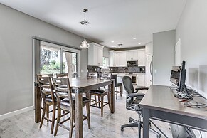 7 Mi to Dtwn: Golf Getaway w/ Fire Pit in Phoenix