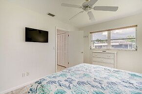 Heated Pool, Dock & Canal Access: Cape Coral Home