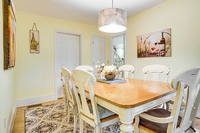 Harwich Port Beach House < Half-mi to Shore!