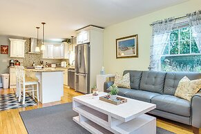 Harwich Port Beach House < Half-mi to Shore!