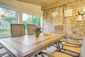 Harwich Port Beach House < Half-mi to Shore!