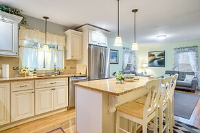 Harwich Port Beach House < Half-mi to Shore!