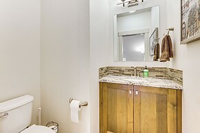 Spacious Boise Townhome ~ 5 Mi to Downtown