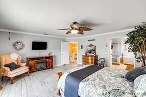 Pet-friendly Riverside Retreat w/ Private Spa!