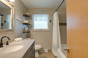 6 Mi to Denver: Wfh-friendly Duplex in Wheat Ridge