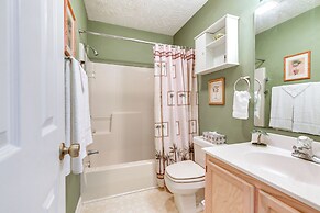 Little River Retreat w/ Pool Access: 5 Mi to Beach