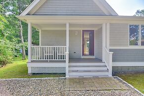 Coastal-modern Home < 3 Mi to Charlestown Beach!