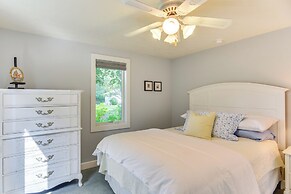 Coastal-modern Home < 3 Mi to Charlestown Beach!