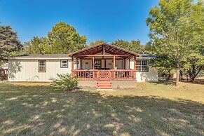 Upscale Lake Texoma Vacation Home: 1 Mi to Marina!
