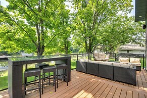 Lakefront Ottertail Retreat w/ Dock + Fire Pits!