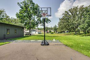 Lakefront Ottertail Retreat w/ Dock + Fire Pits!