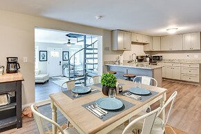 A-frame Anderson Cabin: Half Mi to Lake Hartwell!