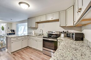 A-frame Anderson Cabin: Half Mi to Lake Hartwell!