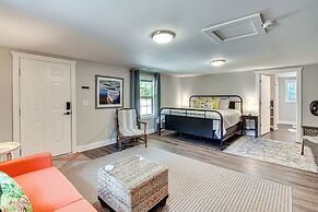 A-frame Anderson Cabin: Half Mi to Lake Hartwell!