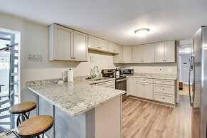 A-frame Anderson Cabin: Half Mi to Lake Hartwell!