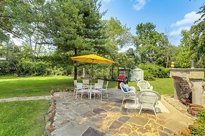 Princeton Home w/ Patio: Pets Welcome!