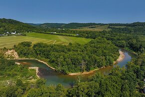 'grandma Kellys' Southeast Indiana Farmhouse!