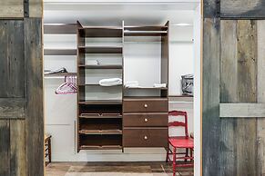 'grandma Kellys' Southeast Indiana Farmhouse!