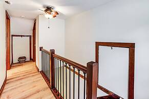Secluded Crown Point Haven Near Golfing & Parks!