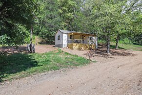Stout Cabin w/ Fire Pit: 1 Mi to Ohio River!