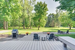 Near Trails + Wineries: Victor Getaway w/ Fire Pit