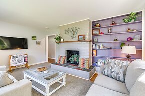 Near Trails + Wineries: Victor Getaway w/ Fire Pit