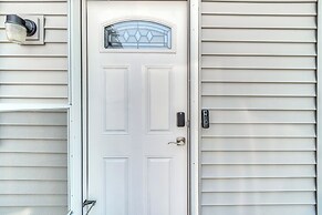 Near Trails + Wineries: Victor Getaway w/ Fire Pit