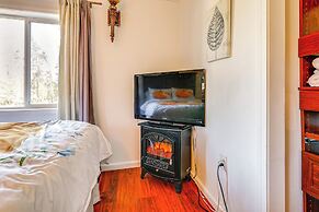 Delta Junction Retreat w/ Northern Lights Cabin!